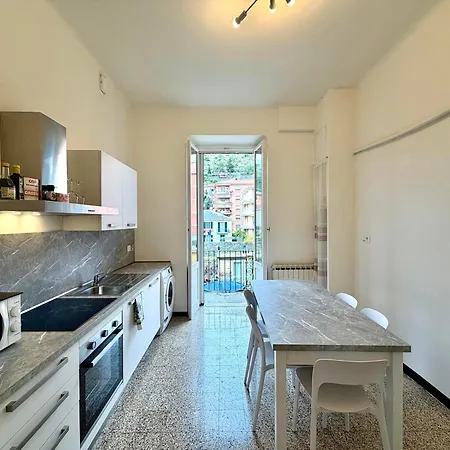 Civico 17 Apartman *